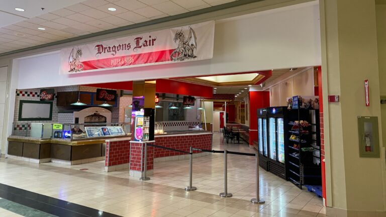 Dragons Lair Arcade Pizza and Sandwiches 2 768x432