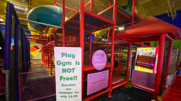 Family Time Dine and Play Auburn Crazy Maze Playground 2 Family Time Dine and Play Auburn Crazy Maze Playground 2 768x432