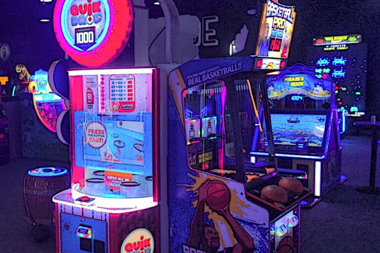 Smittys GameLAB Sanford.Maine  768x512