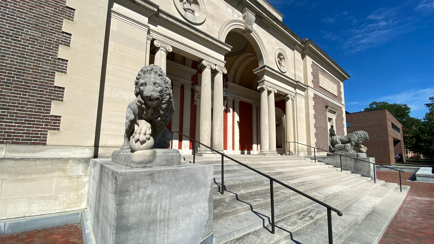 Museums in Maine College Statue Museums in Maine College Statue