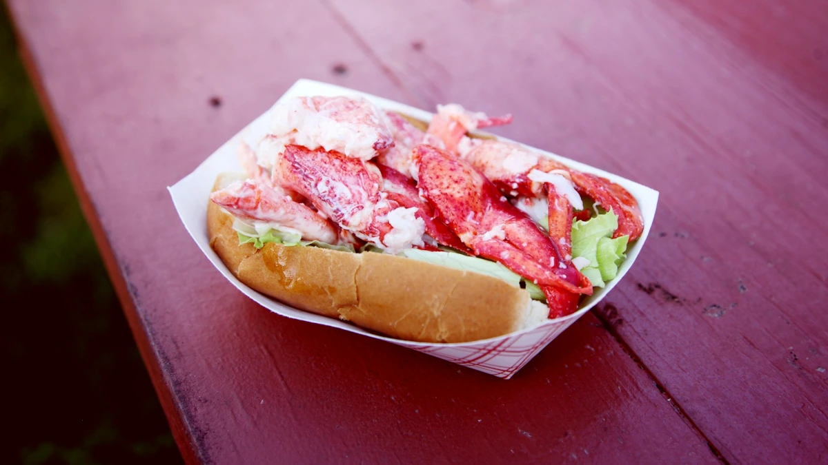 Lobster Roll Maine Pricing