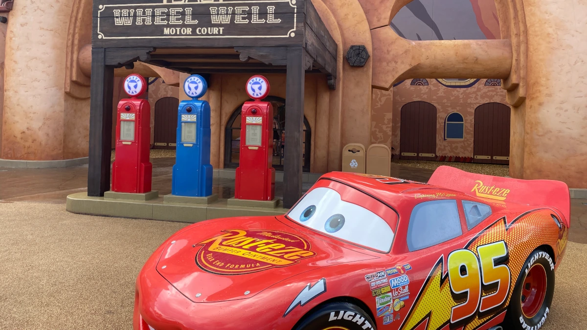 Disney Cars Hotel Disney Cars Hotel 1